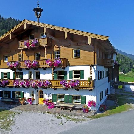Готель Riederhof Леоганг Екстер'єр фото