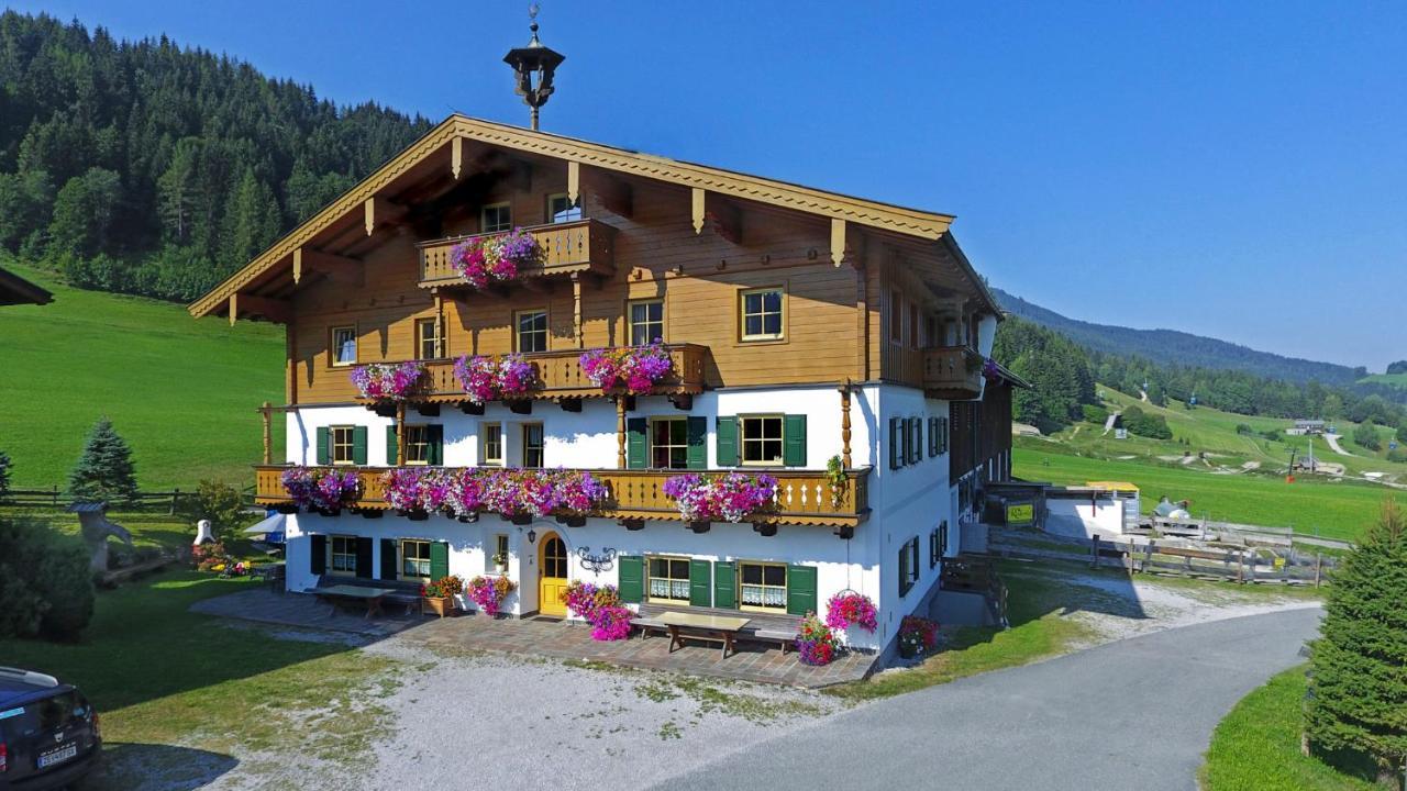 Готель Riederhof Леоганг Екстер'єр фото